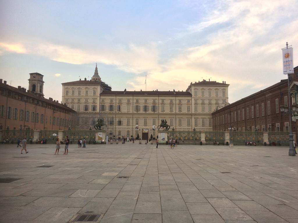 San Domenico Raffaello Residence トリノ エクステリア 写真